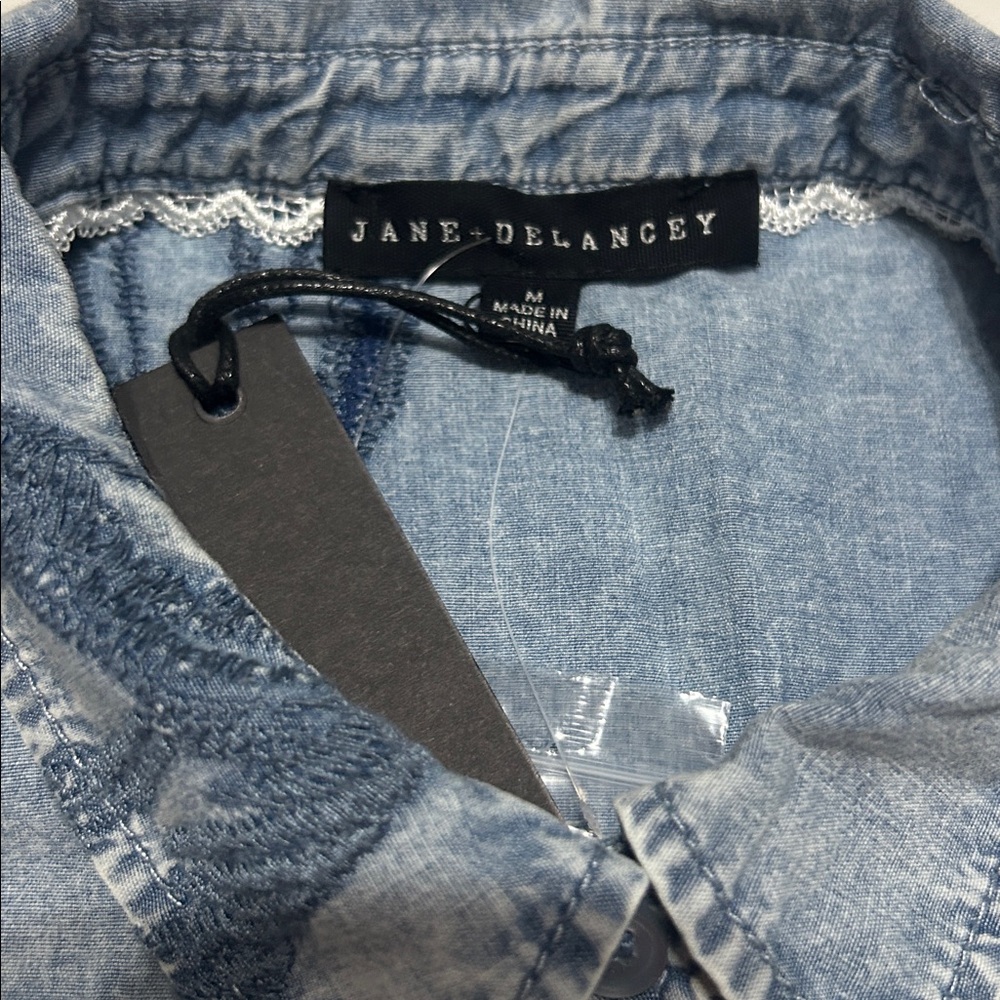 Jane+Delancey Blue Denim Shirt with Embroidered Horse Print Cotton M NWT - Picture 4 of 7